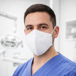 Mascarilla ffp2 negra adulto. Pintado Laboratorios